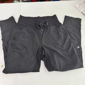 Lululemon Dance Studio Crop Pant Size 6 Stretch Inner Leg Sides Drawstring Waist